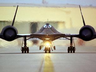 SR-71 Blackbird ready to roll